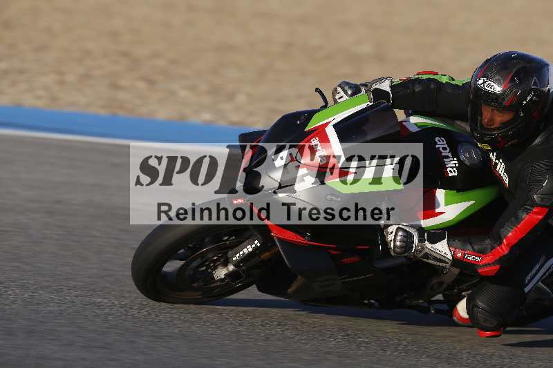 /Archiv-2024/02 29.01.-02.02.2024 Moto Center Thun Jerez/Gruppe gruen-green/641